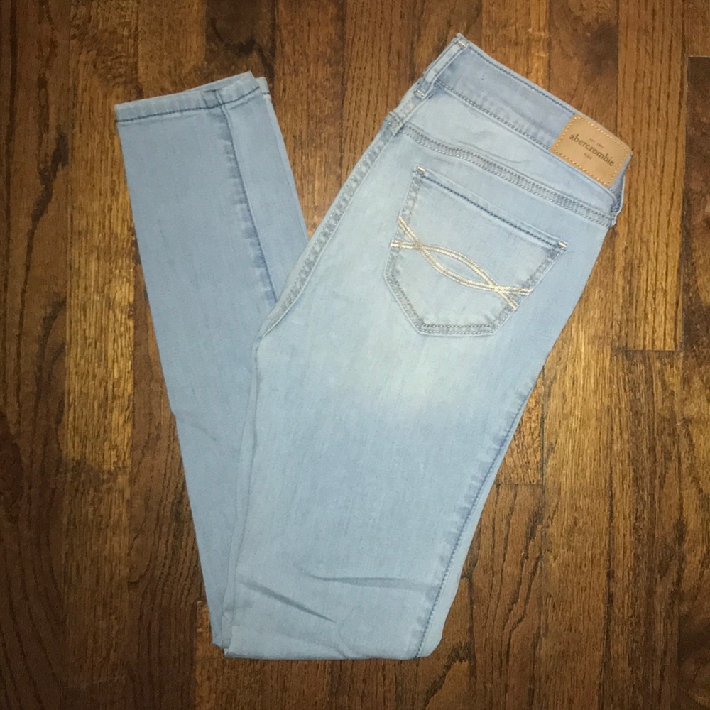 Light Wash Abercrombie Kids Jeggings